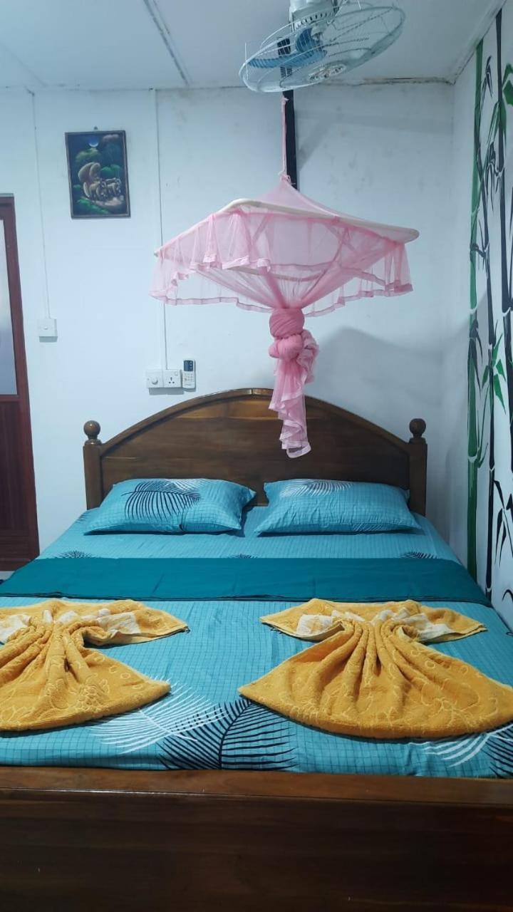Kanthi Guest Inn 트링코말리 외부 사진