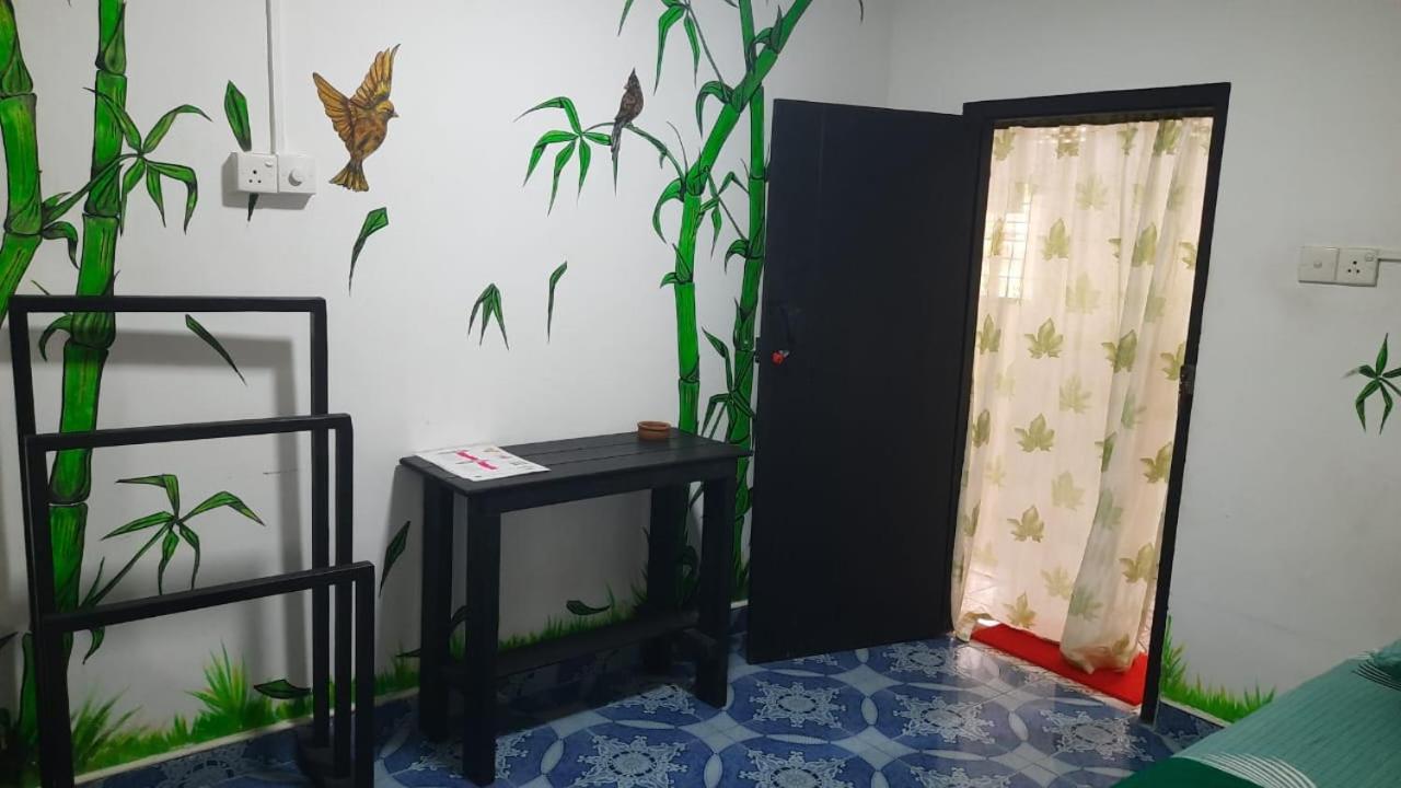 Kanthi Guest Inn 트링코말리 외부 사진